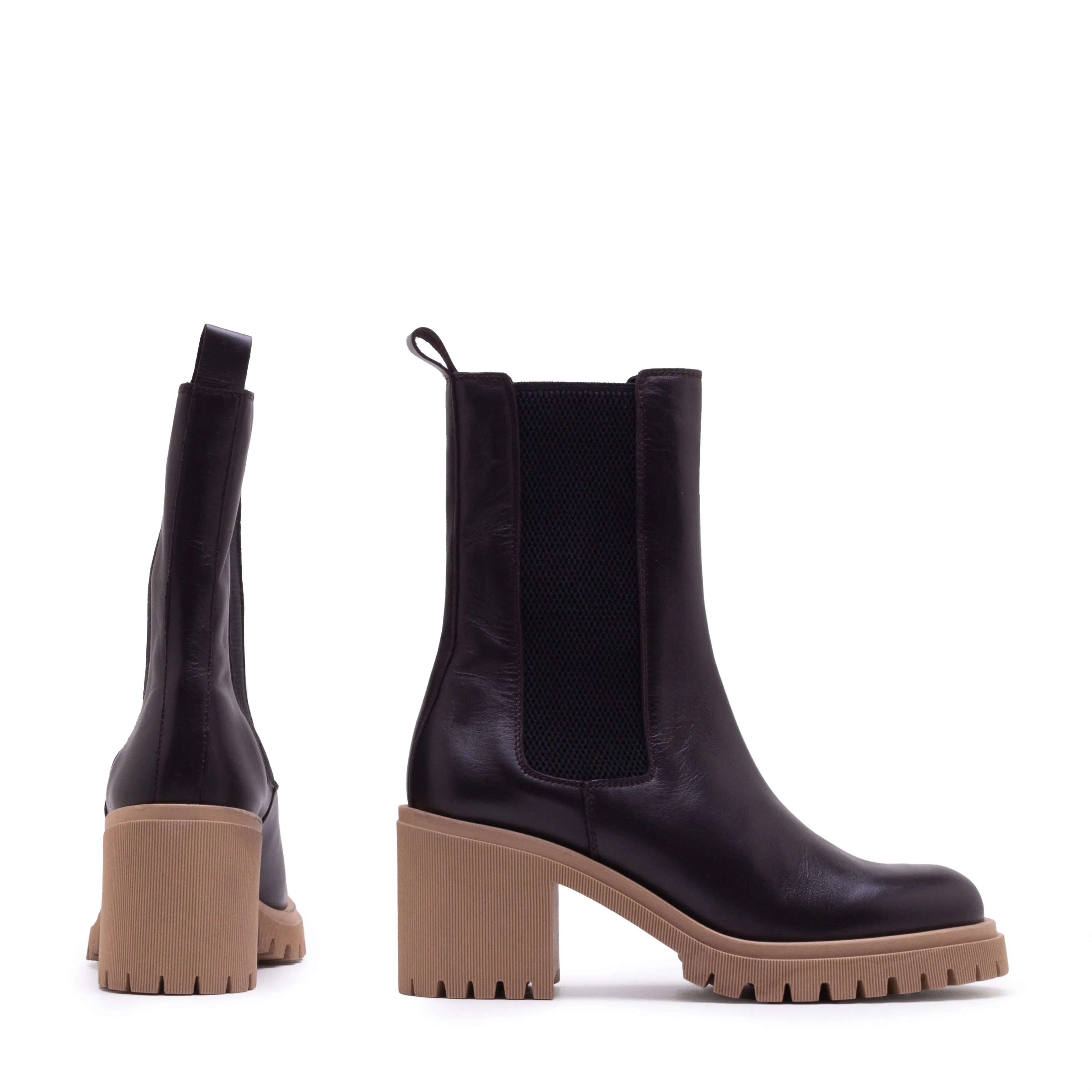 CAMBRIDGE CHELSEA BOOTS