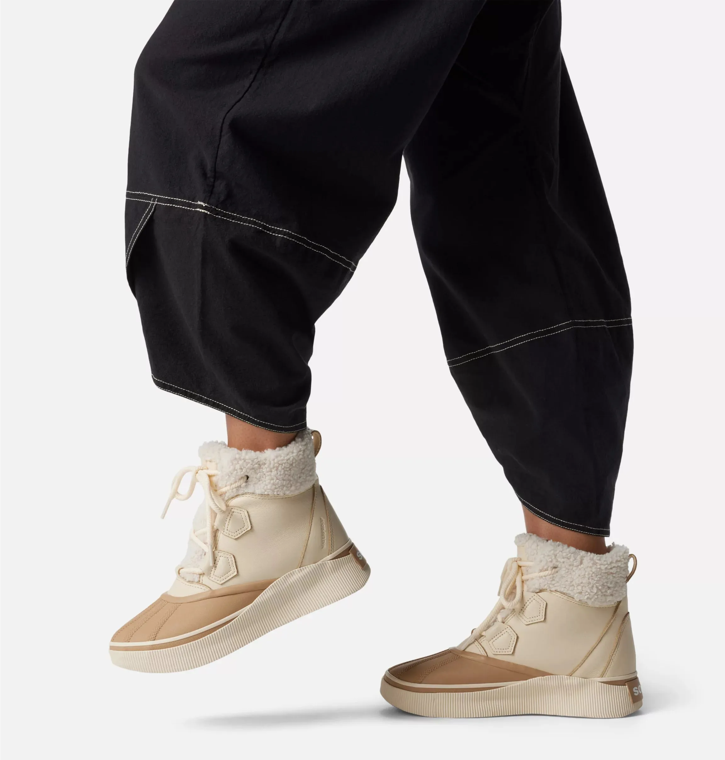 Sorel OUT N ABOUT IV Chillz Winter Boots - Women's